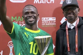 今年会体育网站-塞内加尔选手在决赛中击败劲敌(塞内加尔选手在决赛中击败劲敌球员)